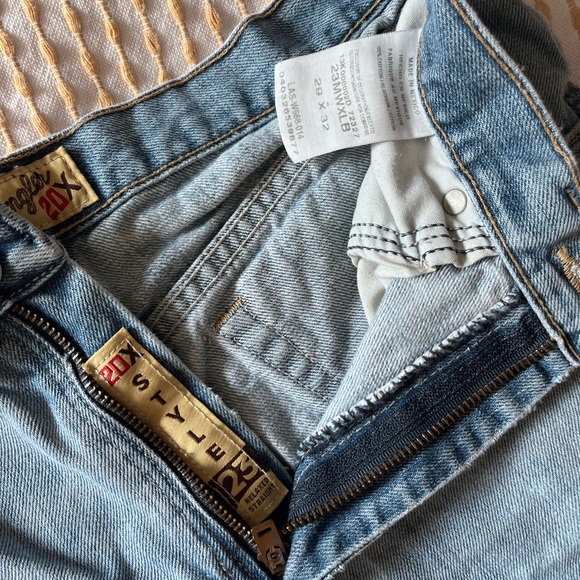 Jean shorts - Picture 2 of 3